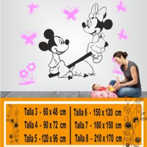 Mickey Mouse y Minnie en el balancín